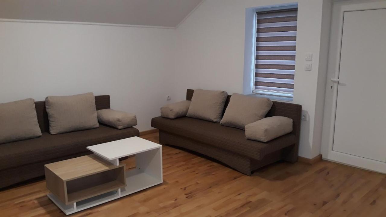 Apartment M&M Pacir Bilik gambar