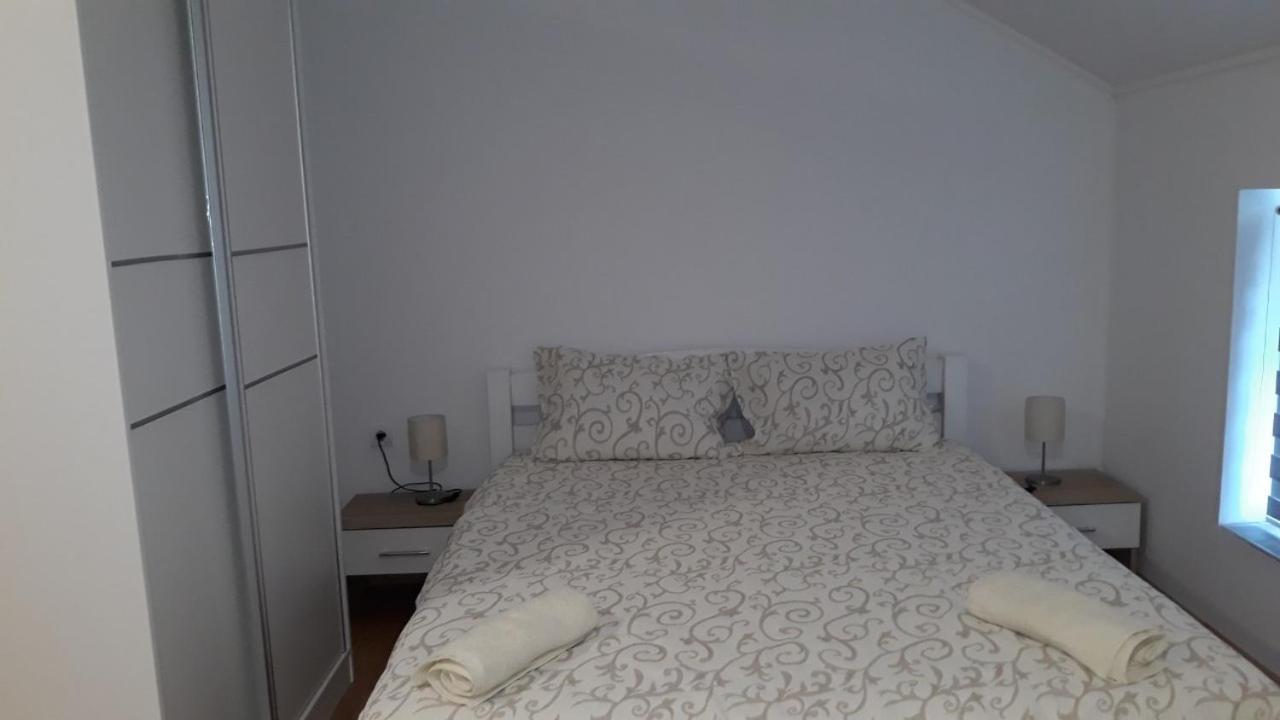 Apartment M&M Pacir Bilik gambar
