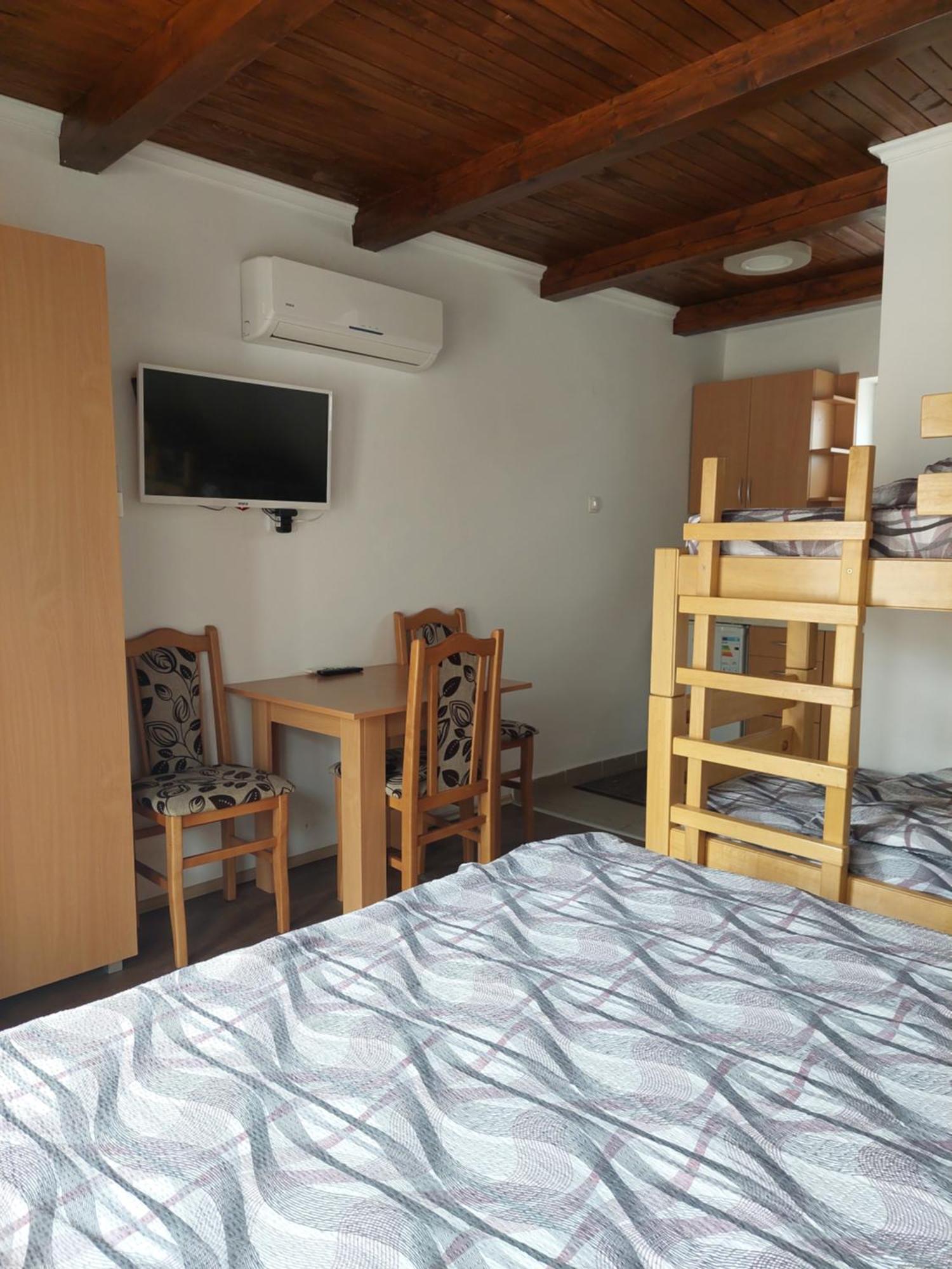 Apartment M&M Pacir Luaran gambar